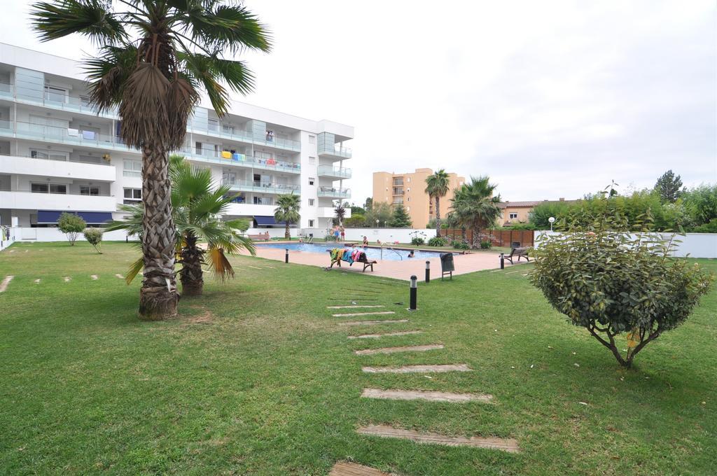 Rnet - 206 Apartments Roses Porto Mar Exteriör bild